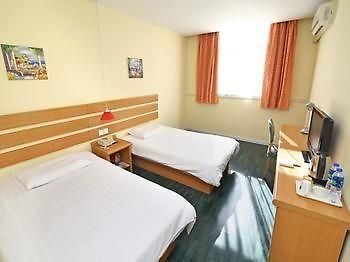 Home Inn Jiaotong University Xinhua Road Шанхай Екстер'єр фото